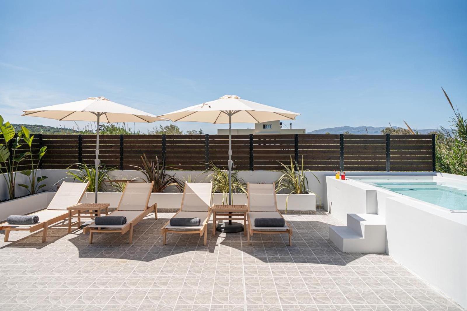 Sol Luxury Apartment - Close To The Beach With A Private Mini Pool Hanya Dış mekan fotoğraf