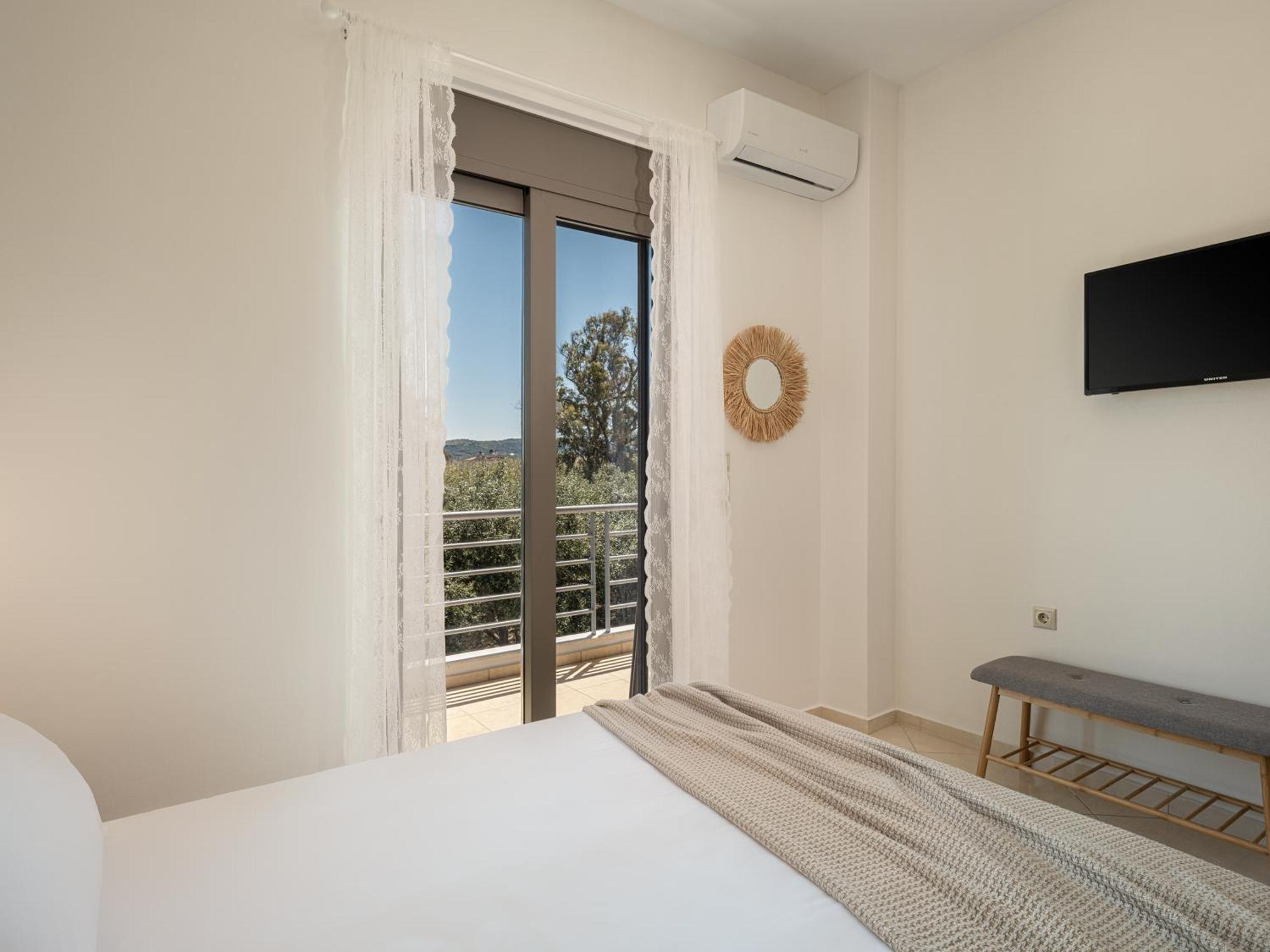 Sol Luxury Apartment - Close To The Beach With A Private Mini Pool Hanya Dış mekan fotoğraf