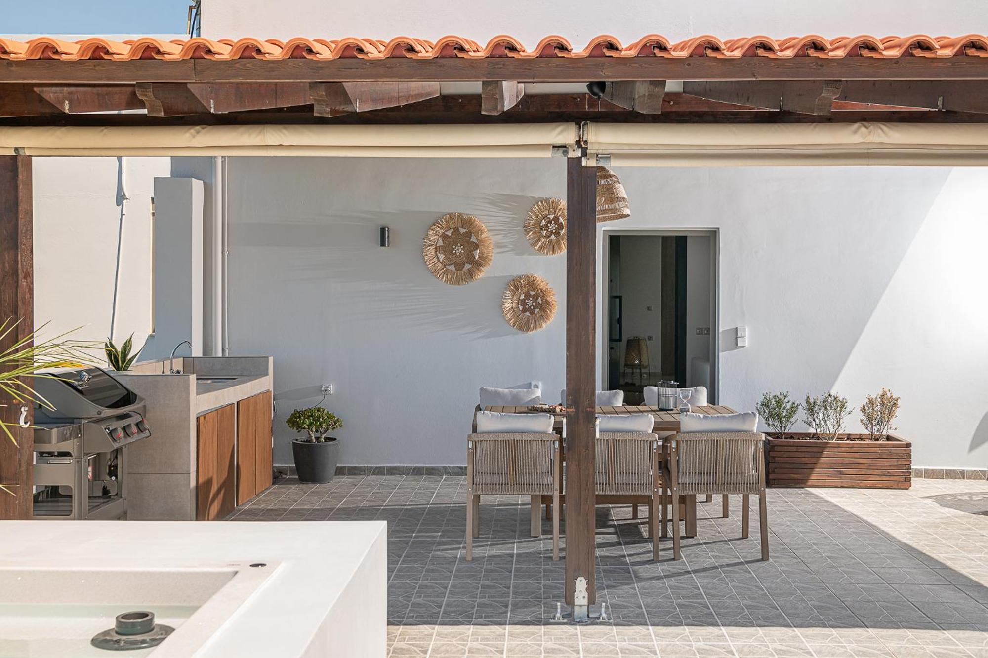 Sol Luxury Apartment - Close To The Beach With A Private Mini Pool Hanya Dış mekan fotoğraf